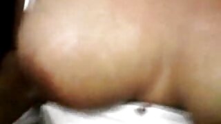 Kinky crvenokosa cur ...